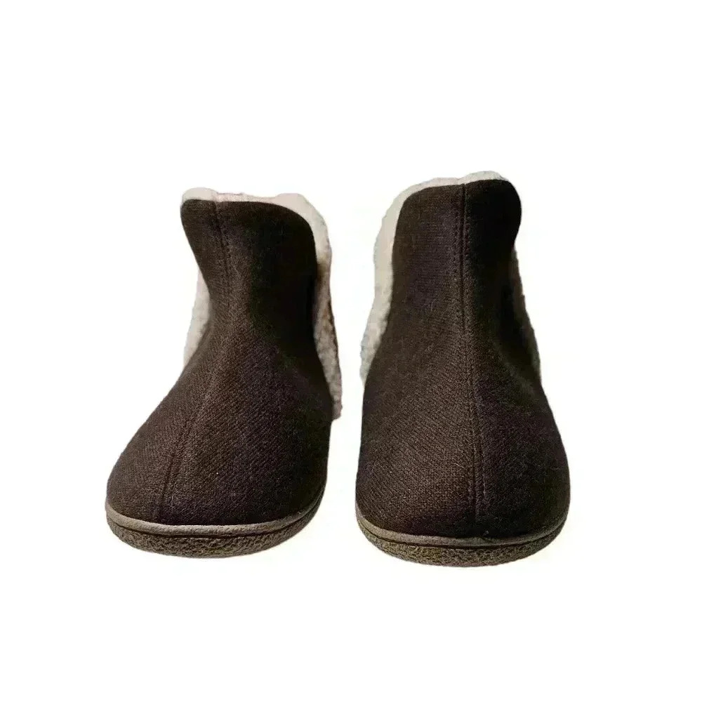 Ultra Ideas Slippers 9 NWOT